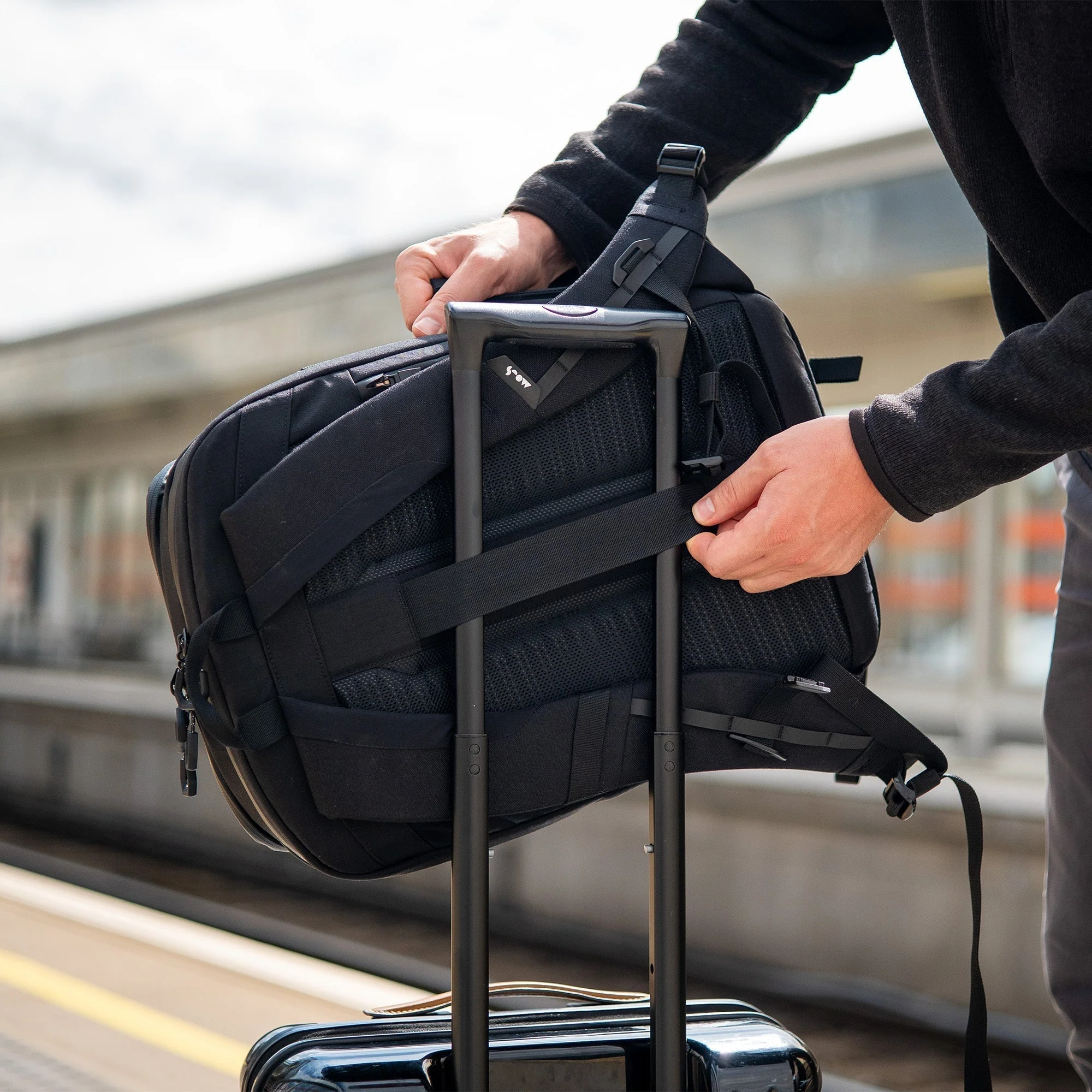 Protective Zip Backpack - Extreme - Image 8
